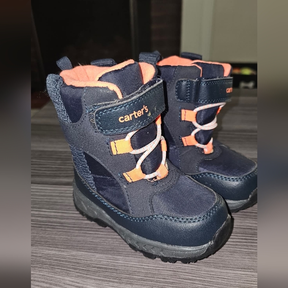 Carter's Boys Toddler 6 Snowboots Winter Wear